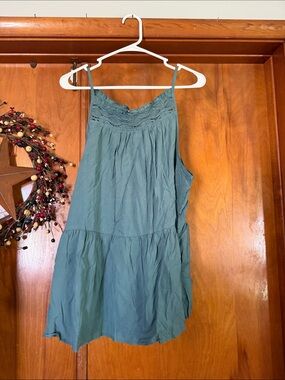 Sleeveless Teal Tiered tank top